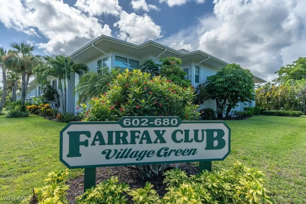 604 12th Avenue S Naples FL 34102