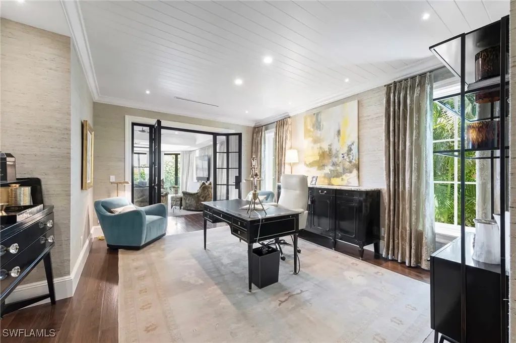 3675 Gordon Drive Naples FL 34102