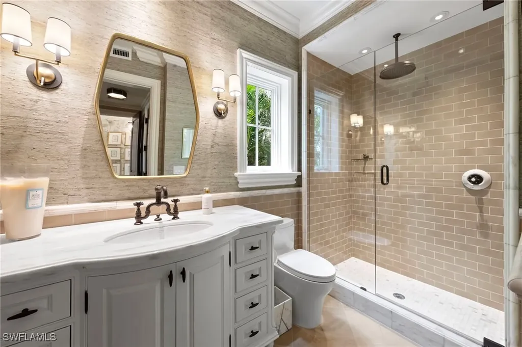 3675 Gordon Drive Naples FL 34102