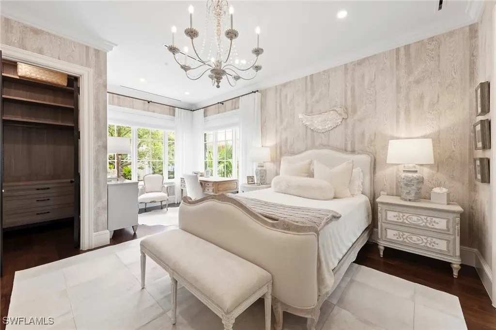 3675 Gordon Drive Naples FL 34102