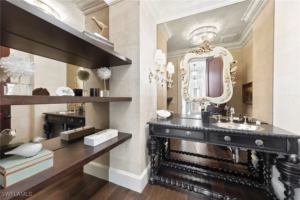 3675 Gordon Drive Naples FL 34102