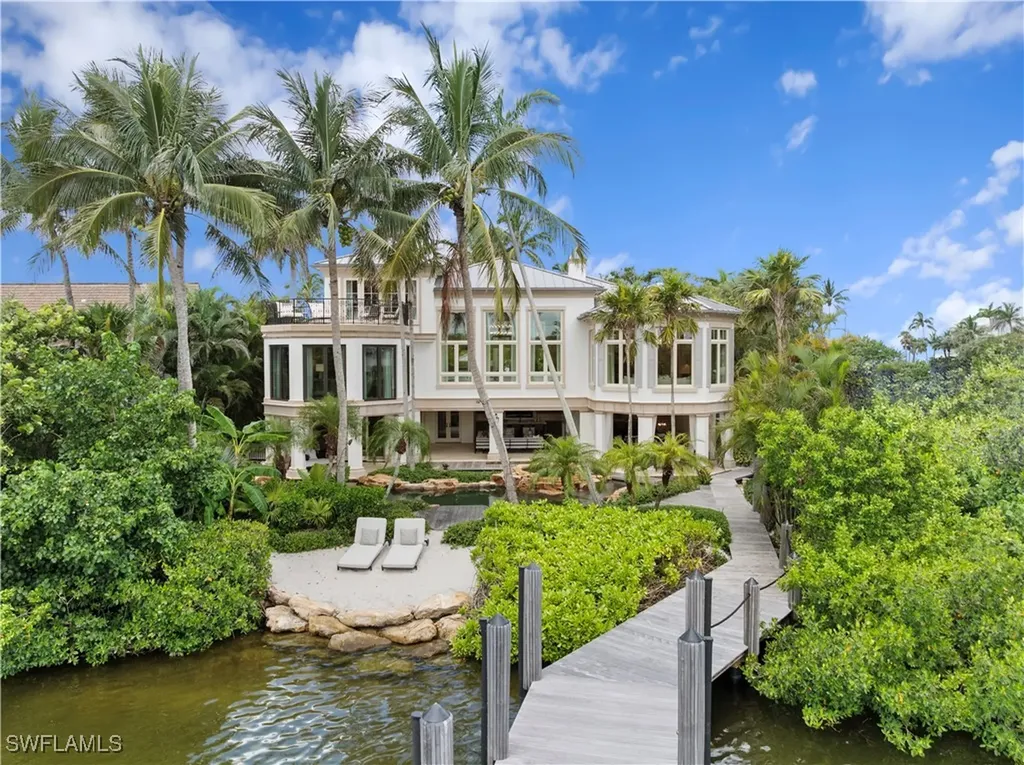 3675 Gordon Drive Naples FL 34102