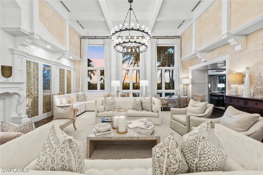 3675 Gordon Drive Naples FL 34102