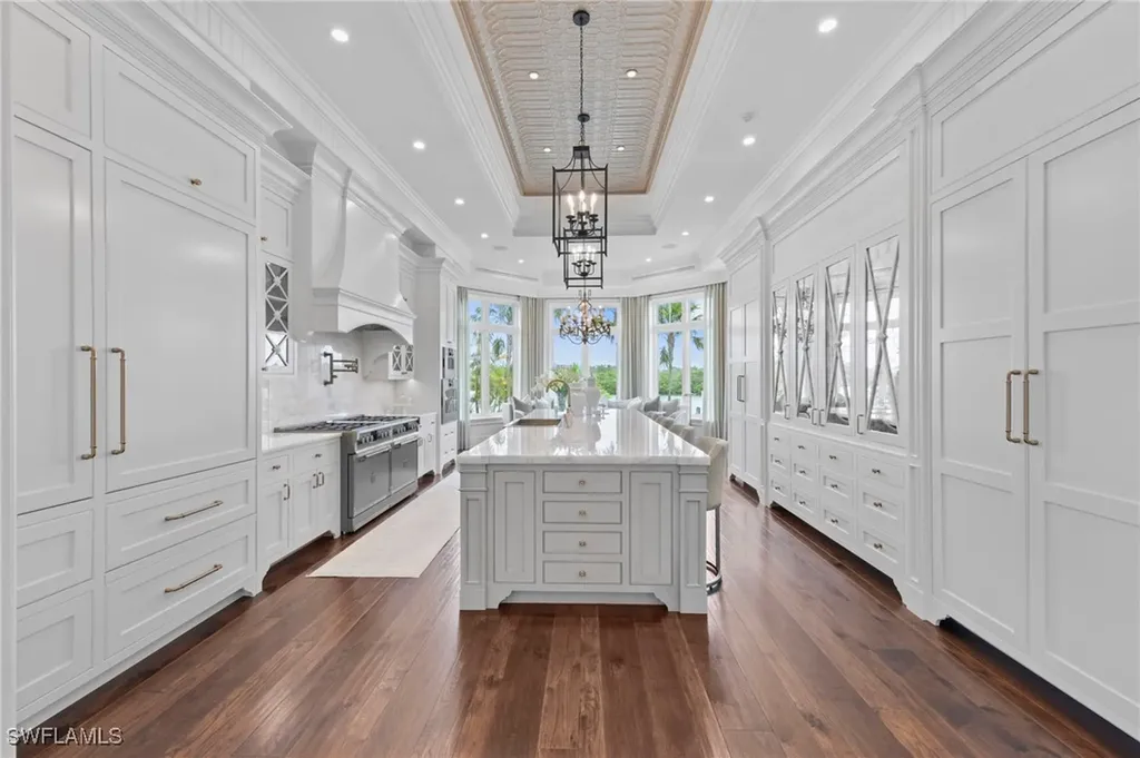 3675 Gordon Drive Naples FL 34102