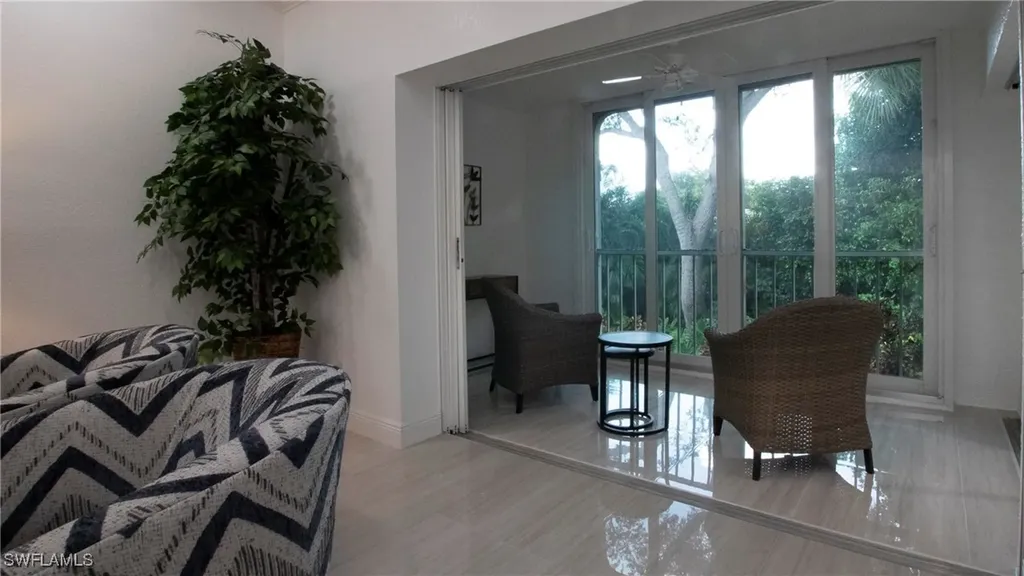 859 Tanbark Drive Naples FL 34108