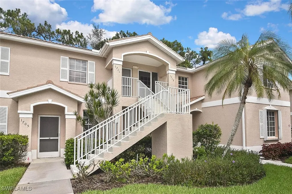8075 Tiger Cove Naples FL 34113
