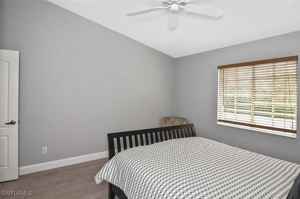 8075 Tiger Cove Naples FL 34113