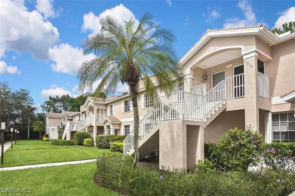8075 Tiger Cove Naples FL 34113