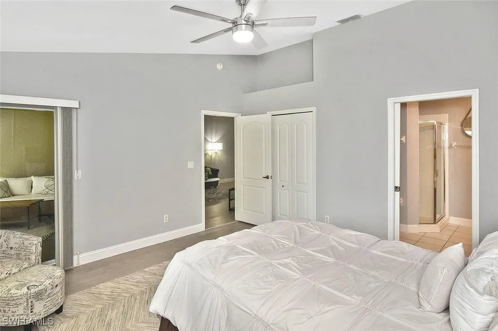 8075 Tiger Cove Naples FL 34113