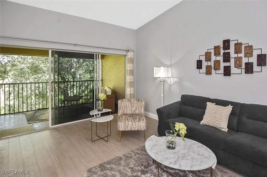8075 Tiger Cove Naples FL 34113