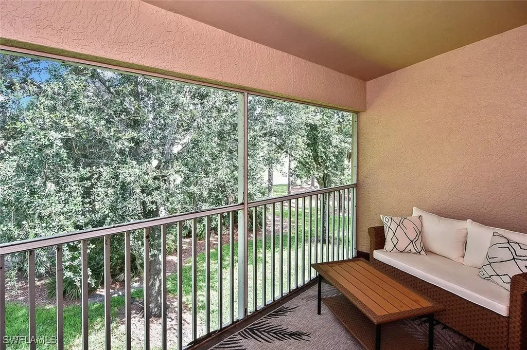 8075 Tiger Cove Naples FL 34113
