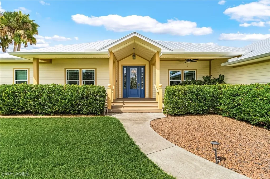 21090 Captain Nelson Court Alva FL 33920