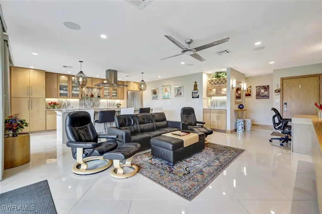 7105 Quail Run Court W Fort Myers FL 33908