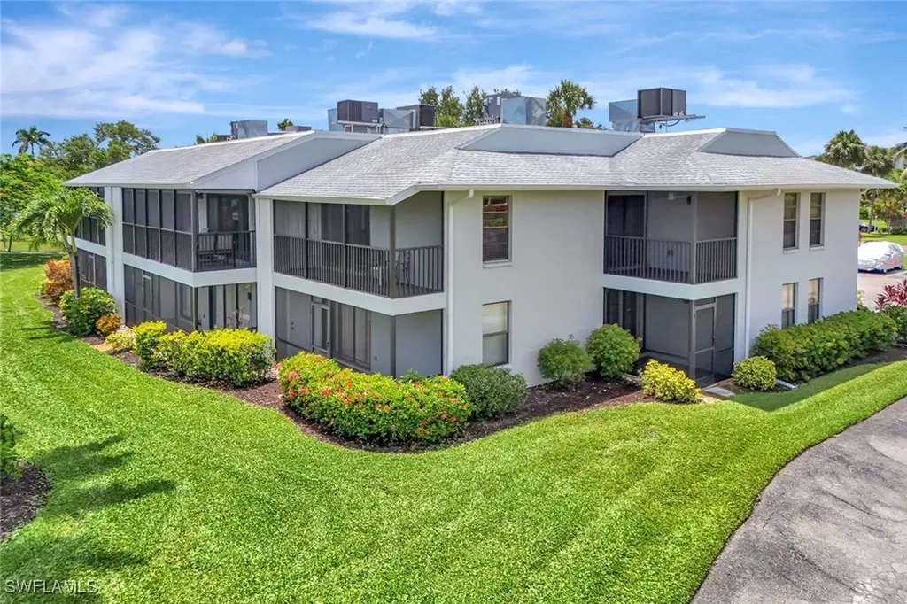 7105 Quail Run Court W Fort Myers FL 33908
