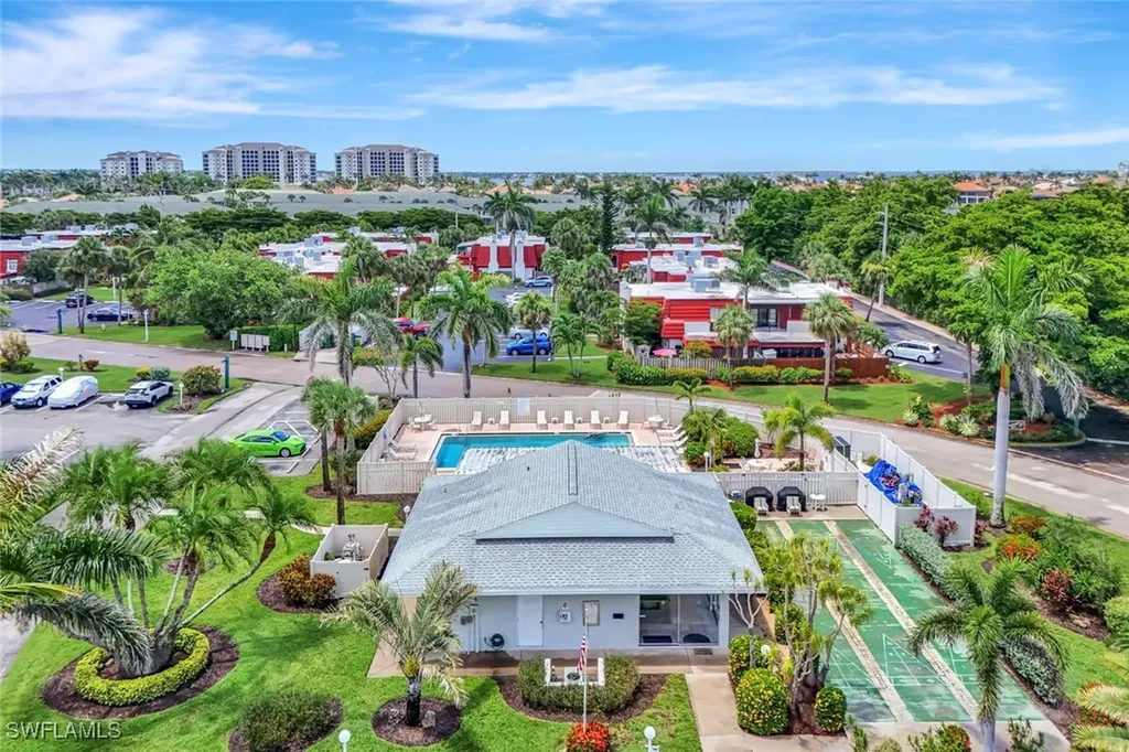 7105 Quail Run Court W Fort Myers FL 33908