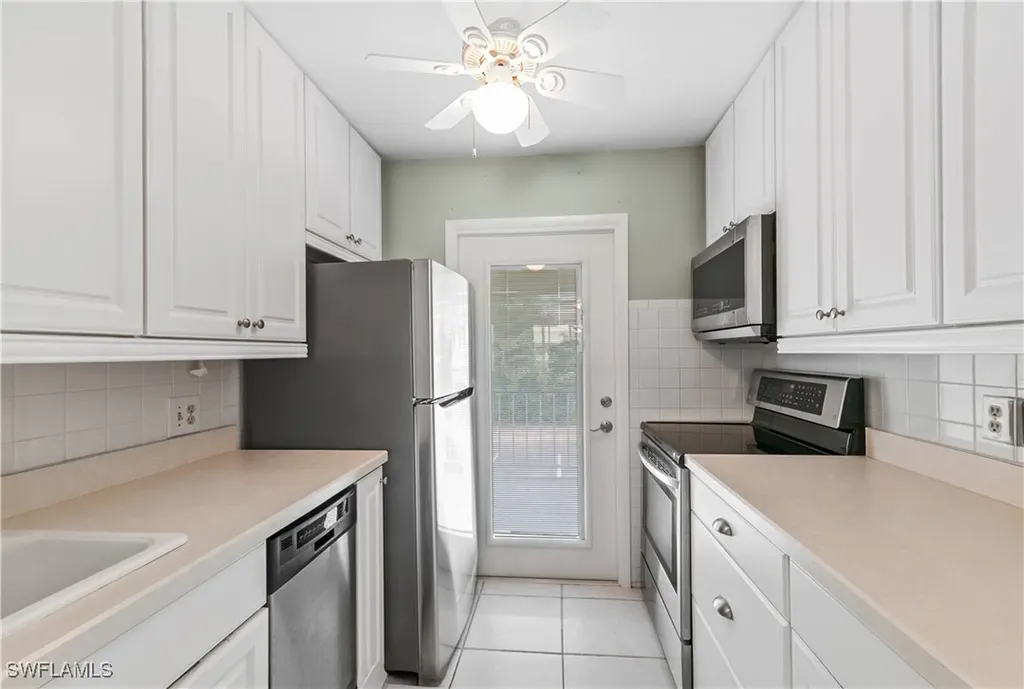 418 12th Avenue S Naples FL 34102