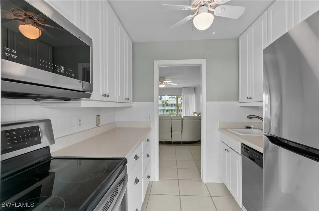 418 12th Avenue S Naples FL 34102