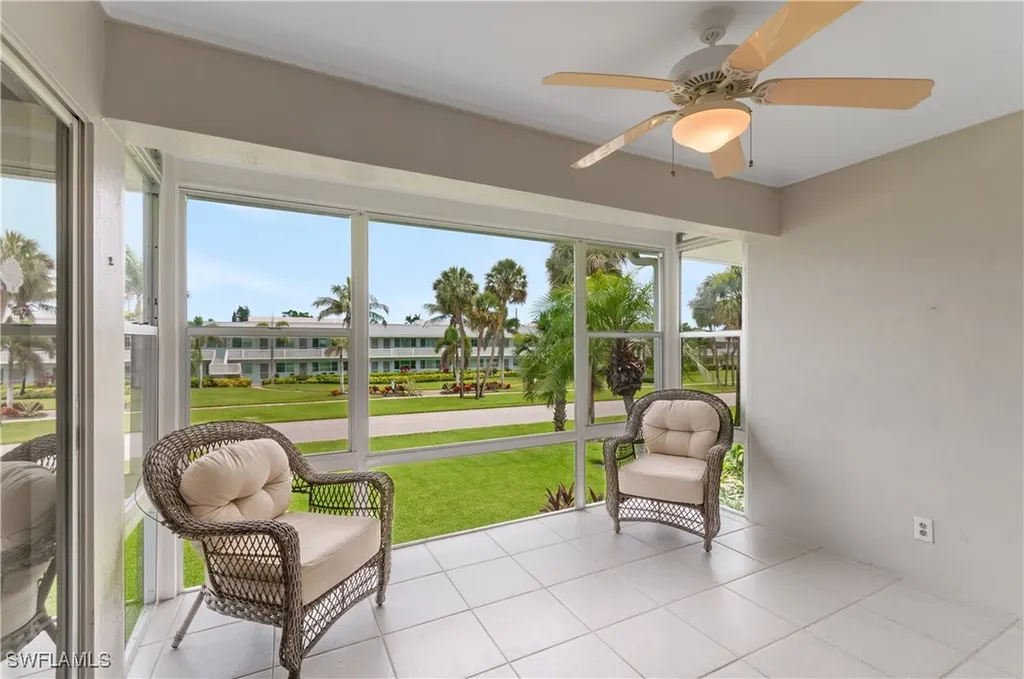 418 12th Avenue S Naples FL 34102