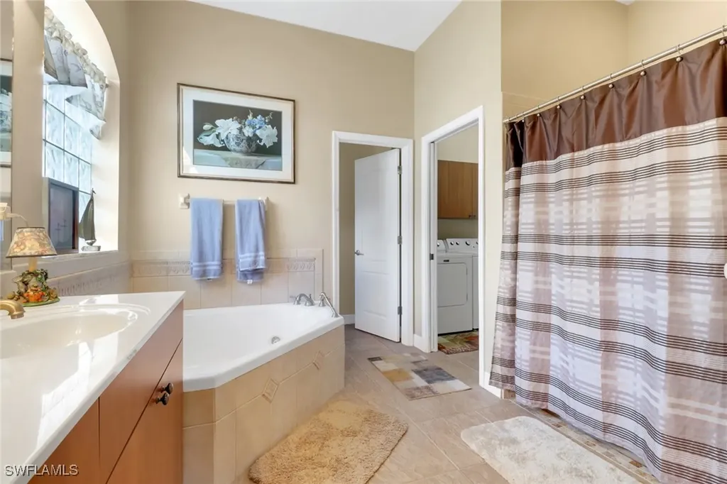 223 SE 15th Street Cape Coral FL 33990