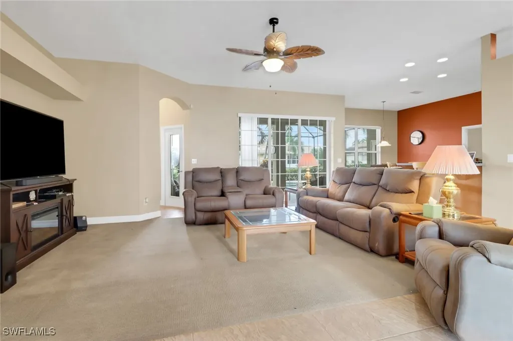 223 SE 15th Street Cape Coral FL 33990