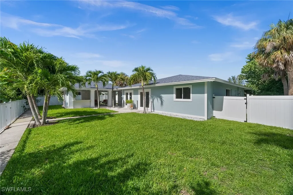 27296 Buccaneer Drive Bonita Springs FL 34135