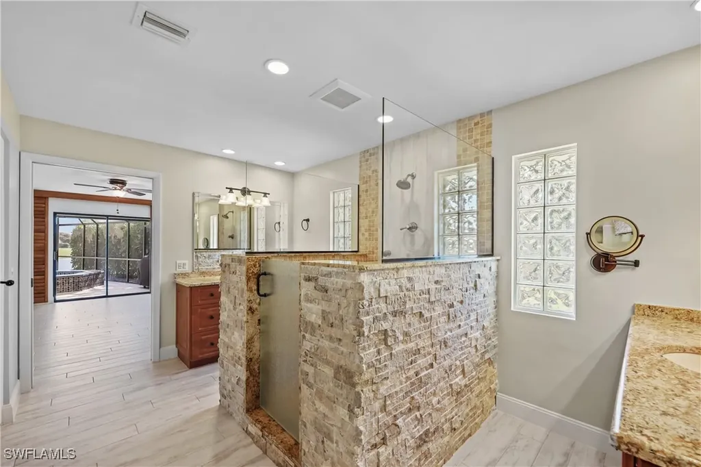 9782 Campbell Circle Naples FL 34109