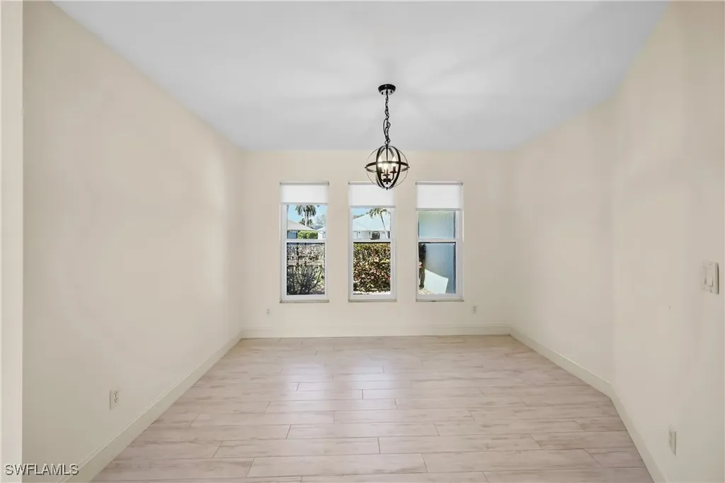 9782 Campbell Circle Naples FL 34109