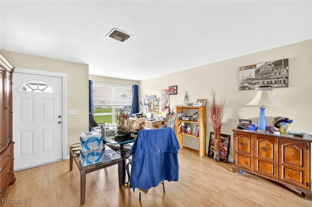 1404 SE 36th Terrace Cape Coral FL 33904