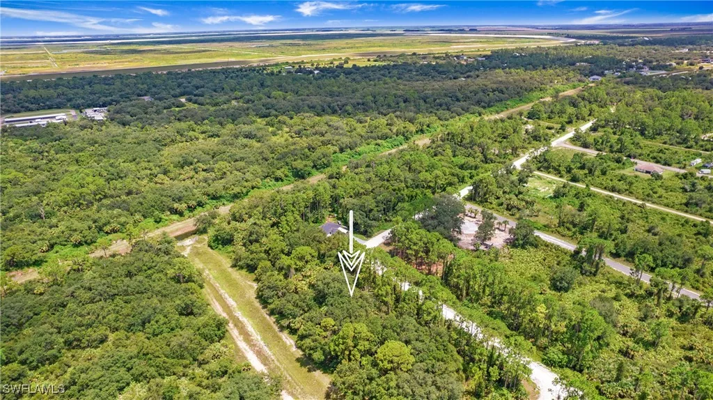 4235 E 31st Street Alva FL 33920