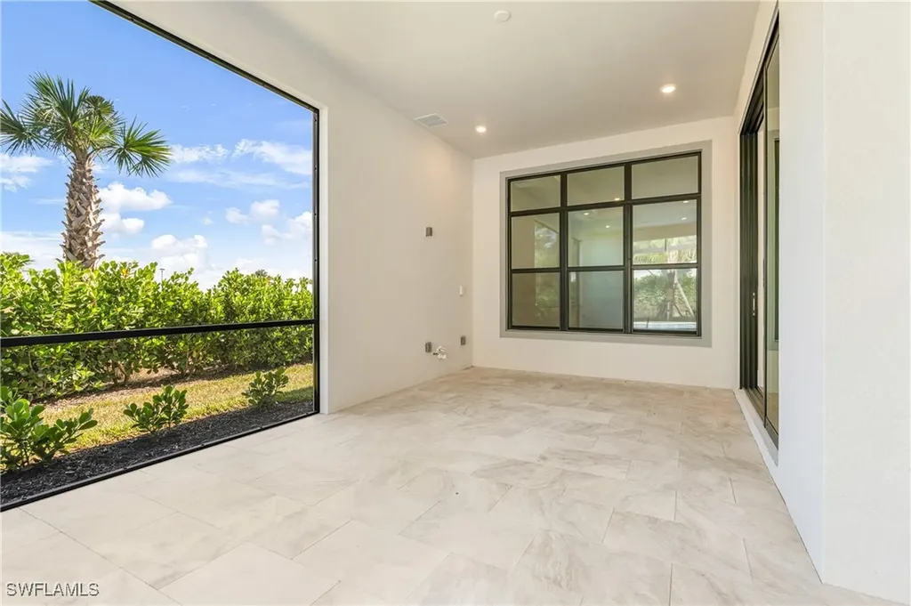 9589 Caymas Terrace Naples FL 34114