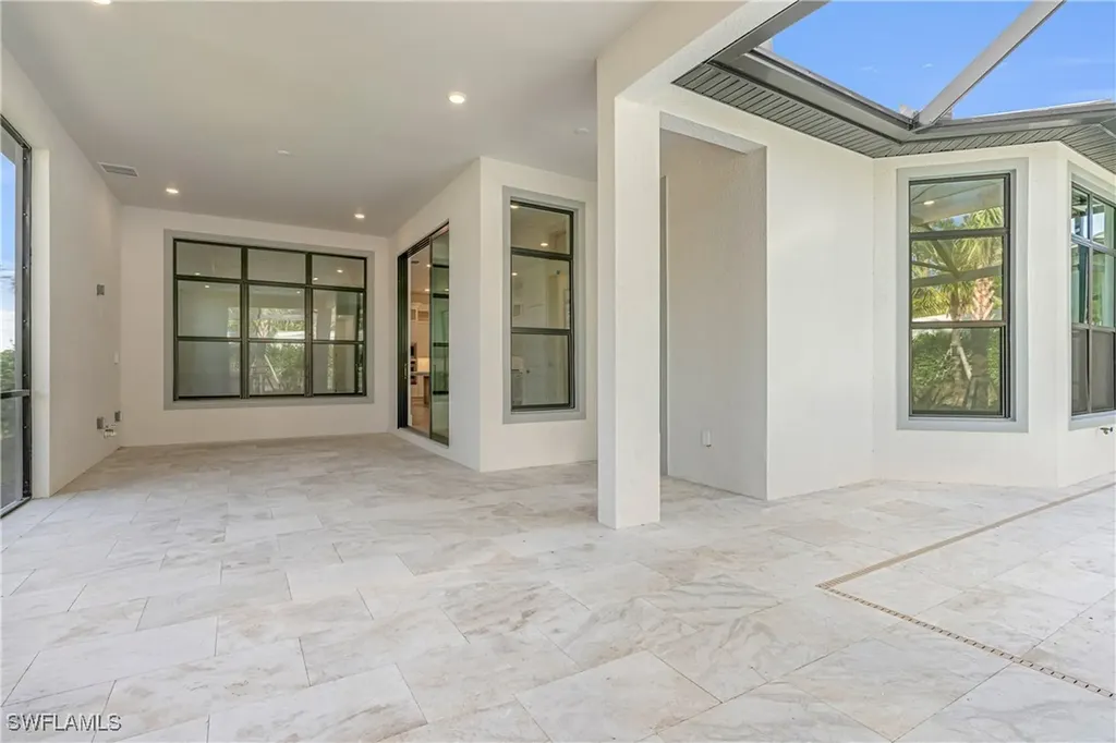 9589 Caymas Terrace Naples FL 34114