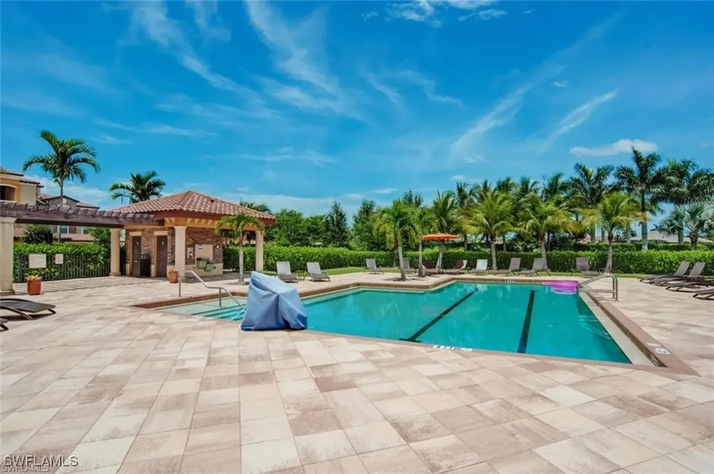 9731 Acqua Court Naples FL 34113
