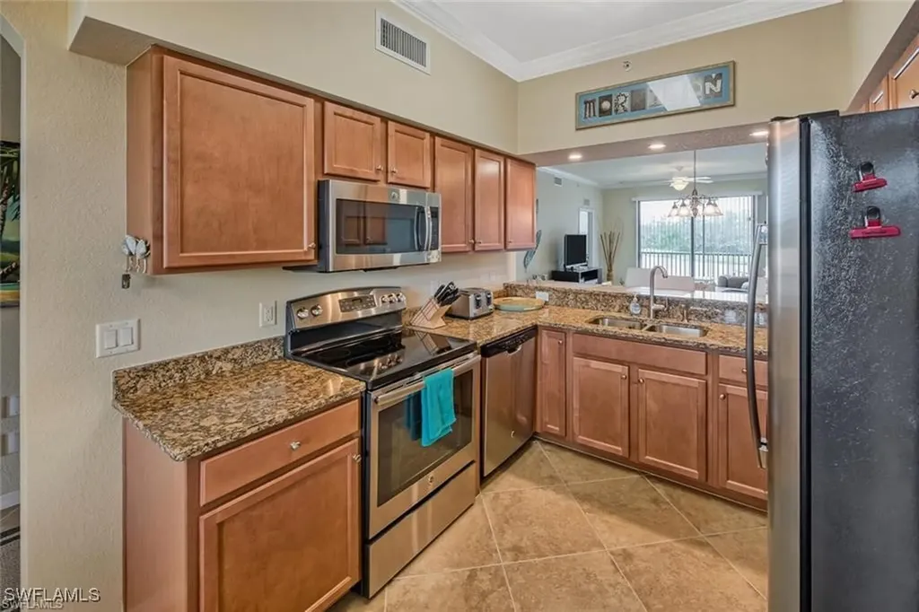 9731 Acqua Court Naples FL 34113