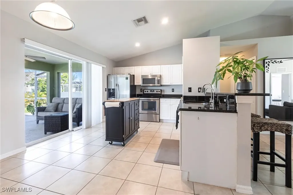 3034 SW 14th Avenue Cape Coral FL 33914