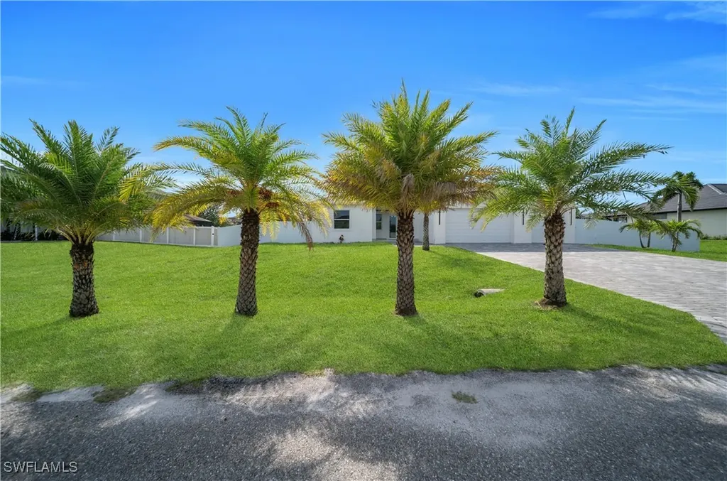 1225 NW 38th Place Cape Coral FL 33993
