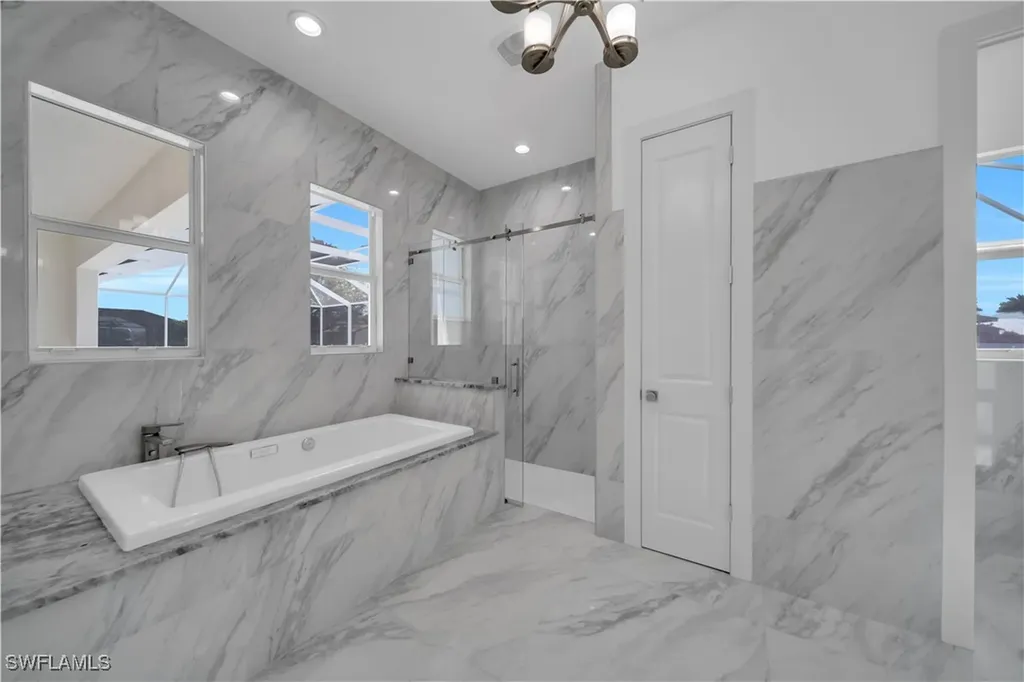 1225 NW 38th Place Cape Coral FL 33993