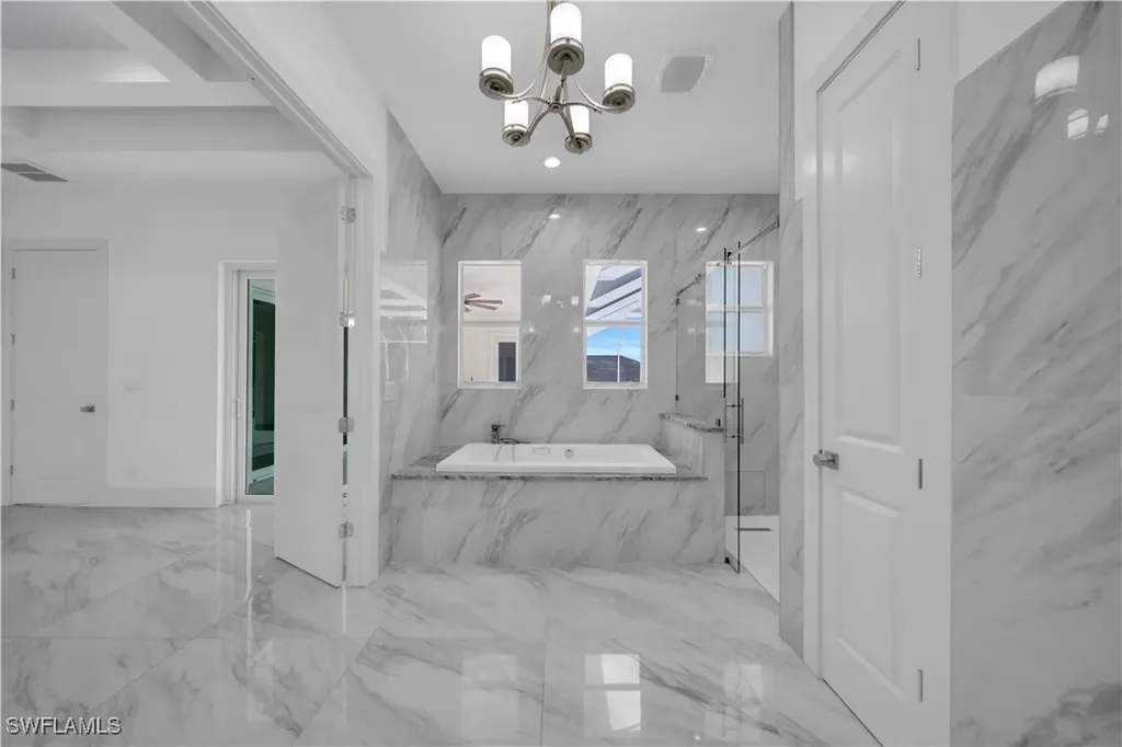 1225 NW 38th Place Cape Coral FL 33993