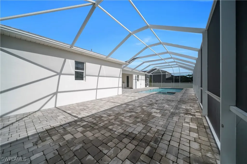 1225 NW 38th Place Cape Coral FL 33993