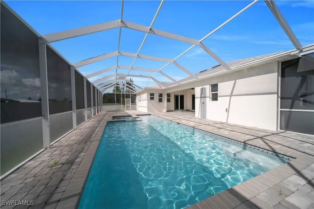 1225 NW 38th Place Cape Coral FL 33993