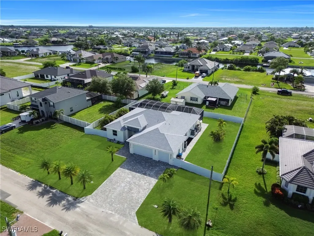 1225 NW 38th Place Cape Coral FL 33993