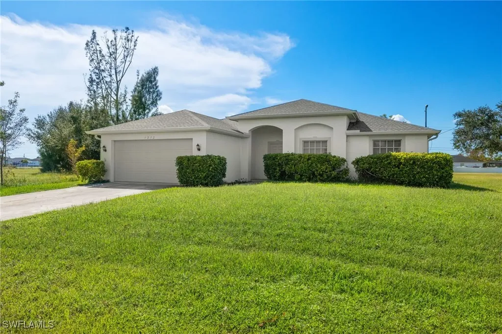 1212 SW 15th Place Cape Coral FL 33991