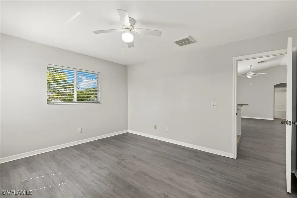 1212 SW 15th Place Cape Coral FL 33991
