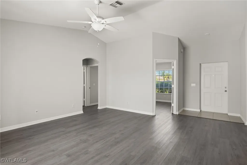 1212 SW 15th Place Cape Coral FL 33991