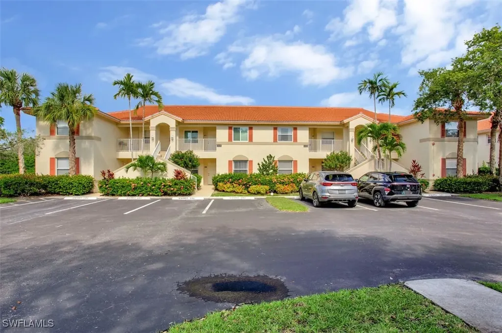 6605 Huntington Lakes Circle Naples FL 34119