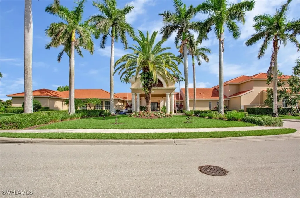 6605 Huntington Lakes Circle Naples FL 34119