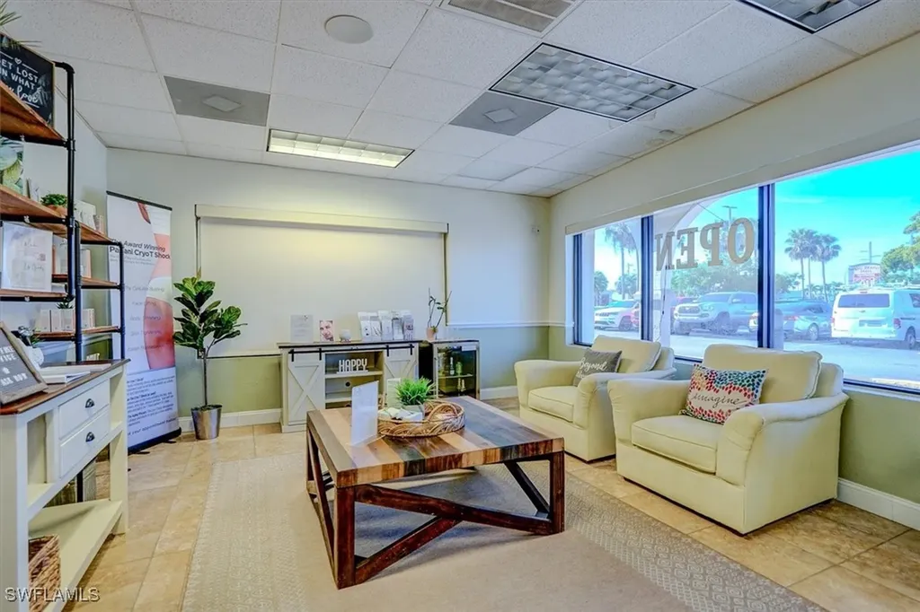 1404 Del Prado Boulevard S Cape Coral FL 33990