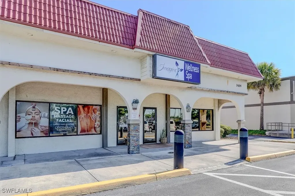1404 Del Prado Boulevard S Cape Coral FL 33990