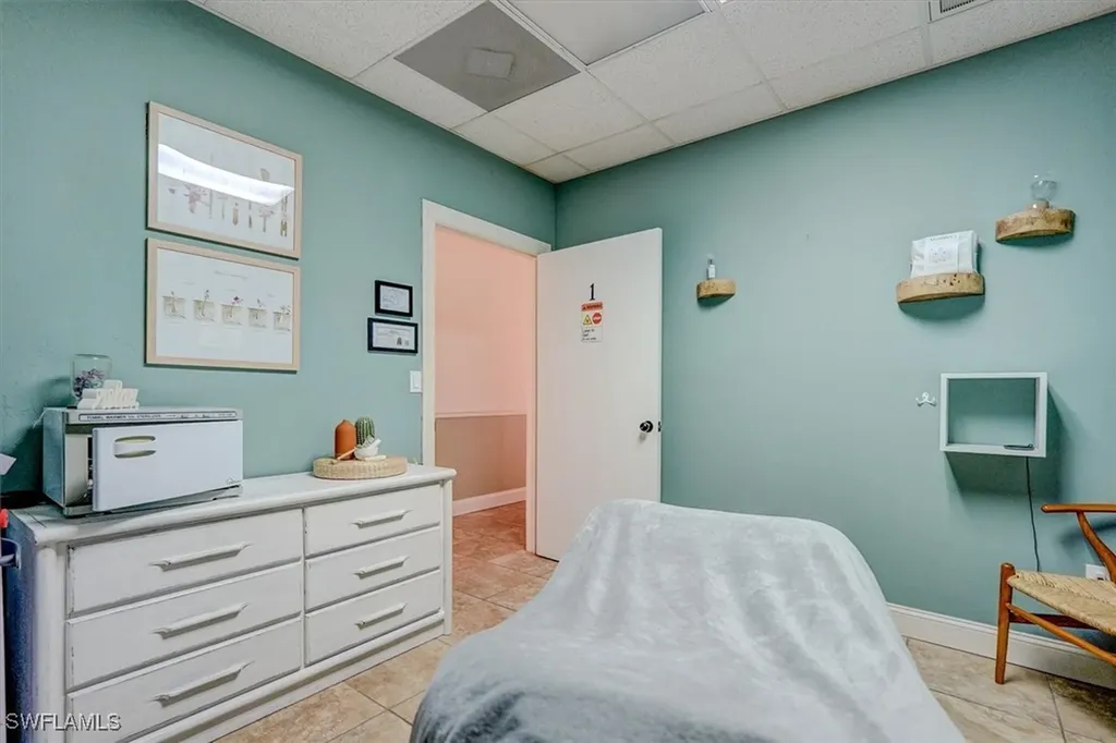 1404 Del Prado Boulevard S Cape Coral FL 33990