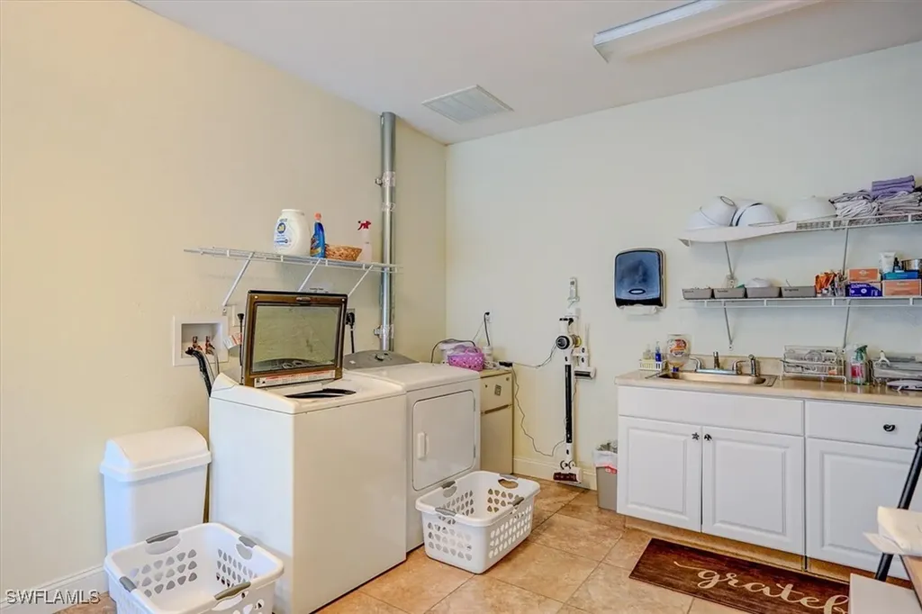 1404 Del Prado Boulevard S Cape Coral FL 33990