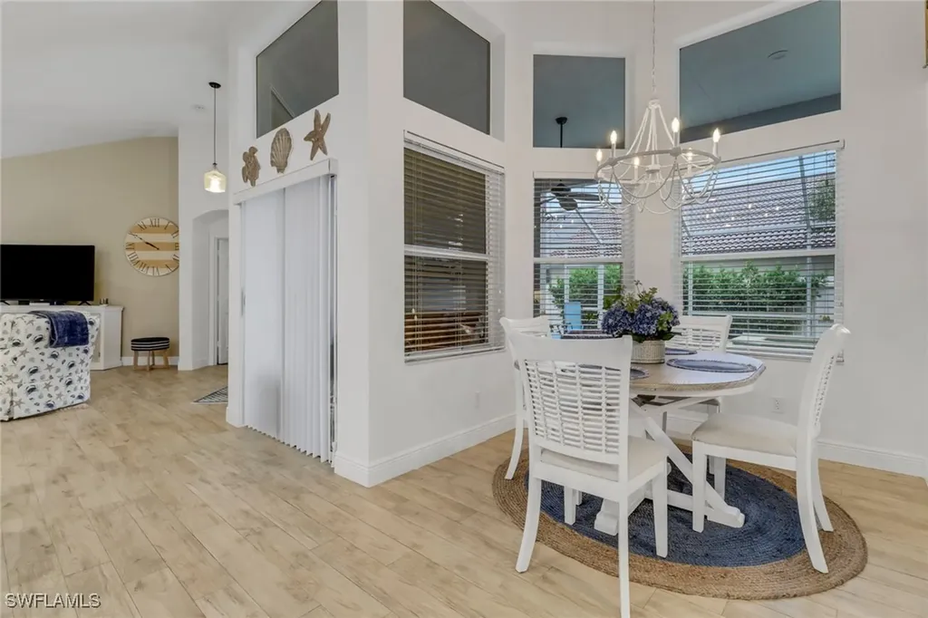 1106 Jardin Drive Naples FL 34104